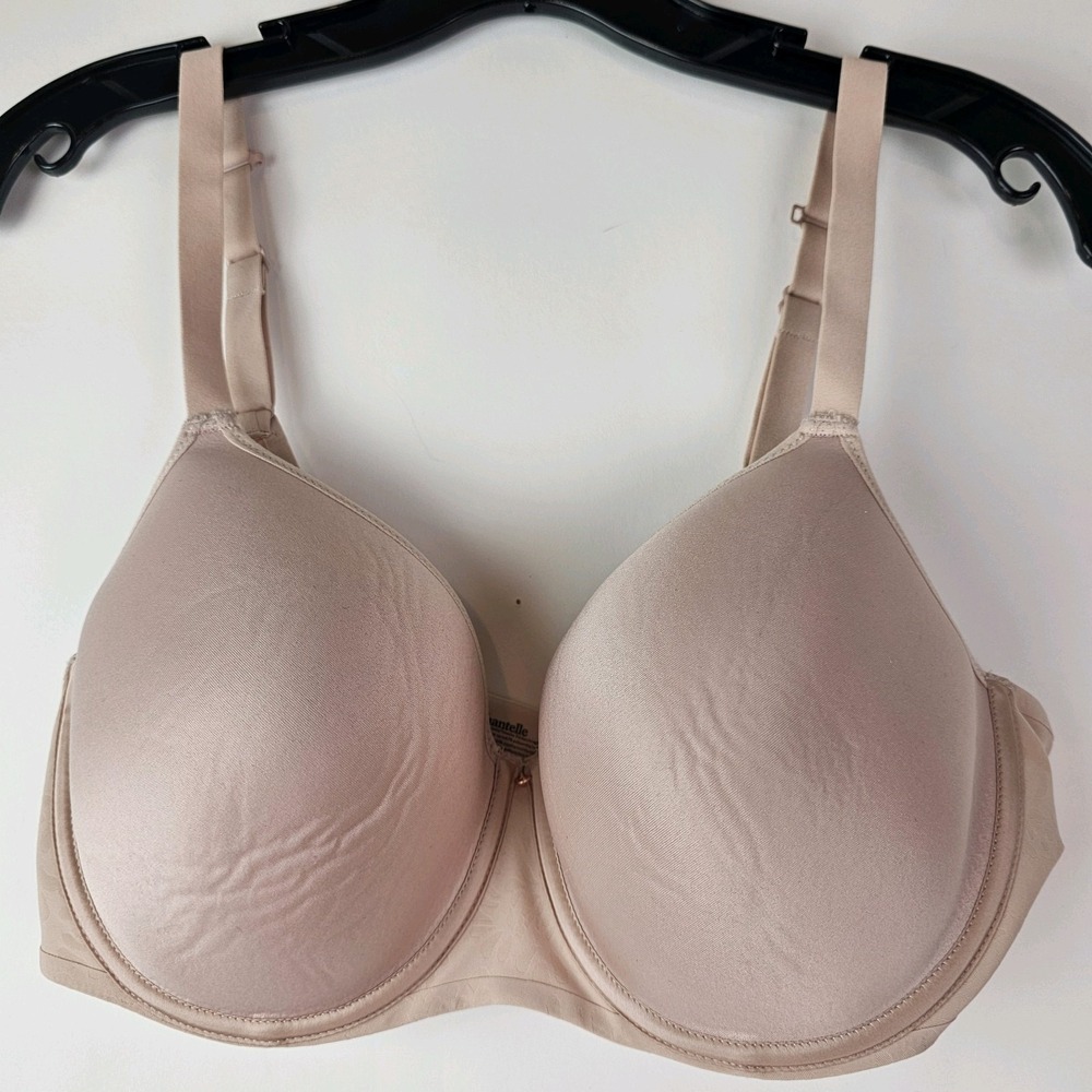 Chantelle Spacer Lightly Lined Underwire Bra 38D Beige Nude Molded‎ Cup